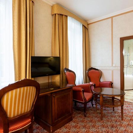 Story Inn Self Check-In Hotel VNO Esterno foto