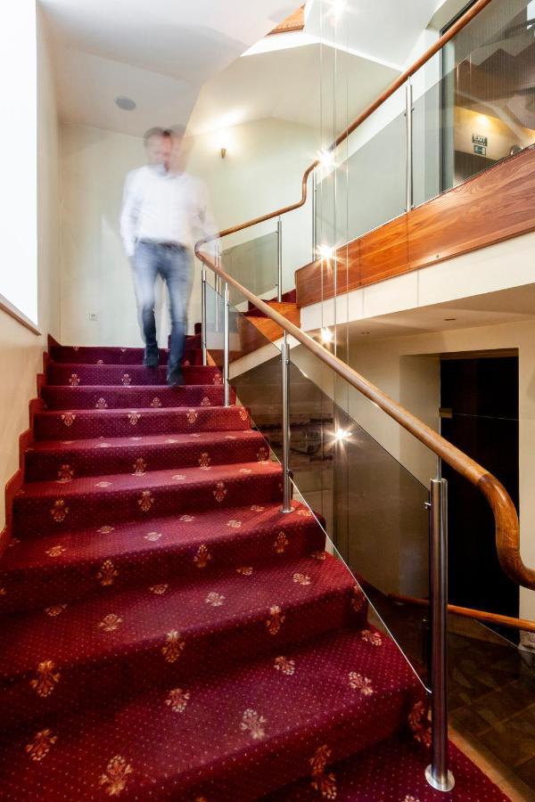 Story Inn Self Check-In Hotel VNO Esterno foto