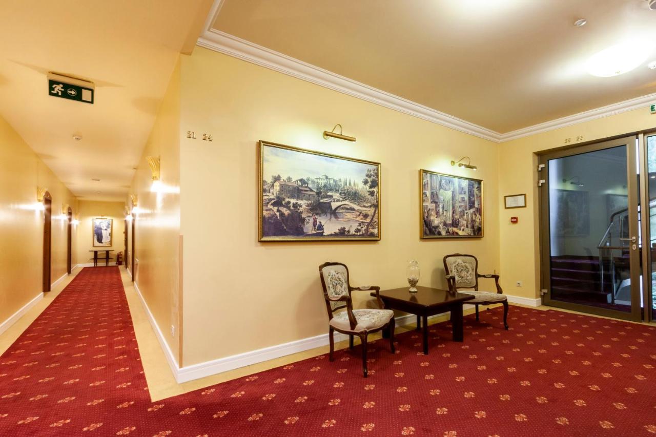 Story Inn Self Check-In Hotel VNO Esterno foto
