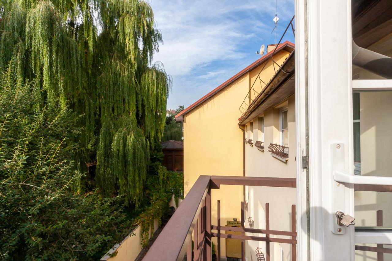 Story Inn Self Check-In Hotel VNO Esterno foto